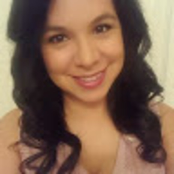 Meet your Posher, Yara - Picture 1 of 1